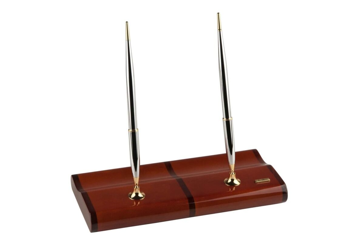 SCRIKSS MASA TAKIMI PARLAK CEVIZ AGACI - Görsel 1